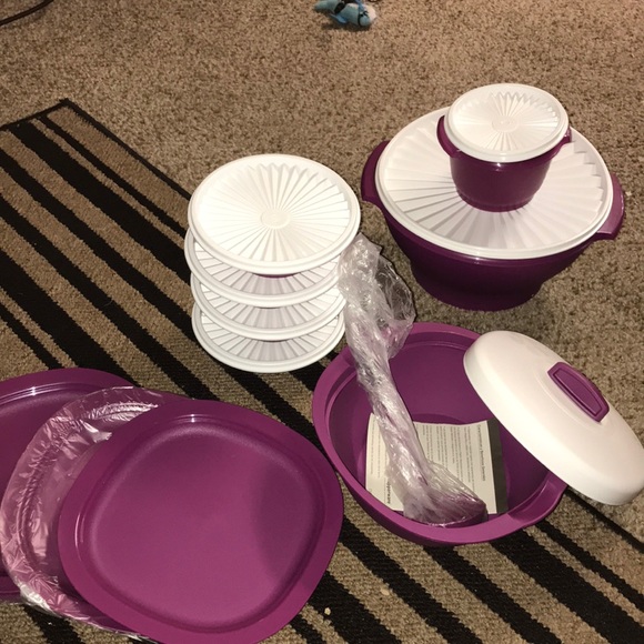 Violet 💗 Tupperware 💞 - Picture 7 of 8
